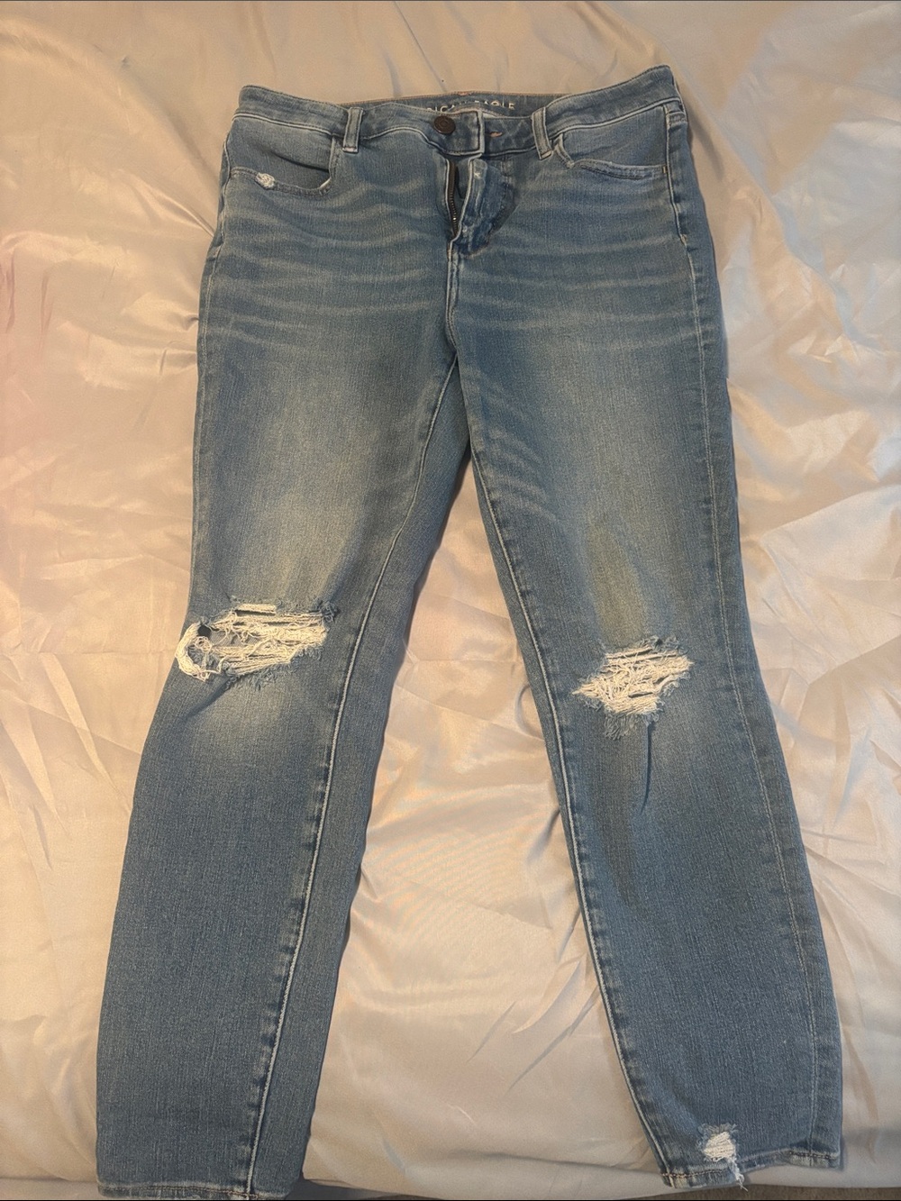 American Eagle Outfitters Light Blue Skinny Distressed Jeans